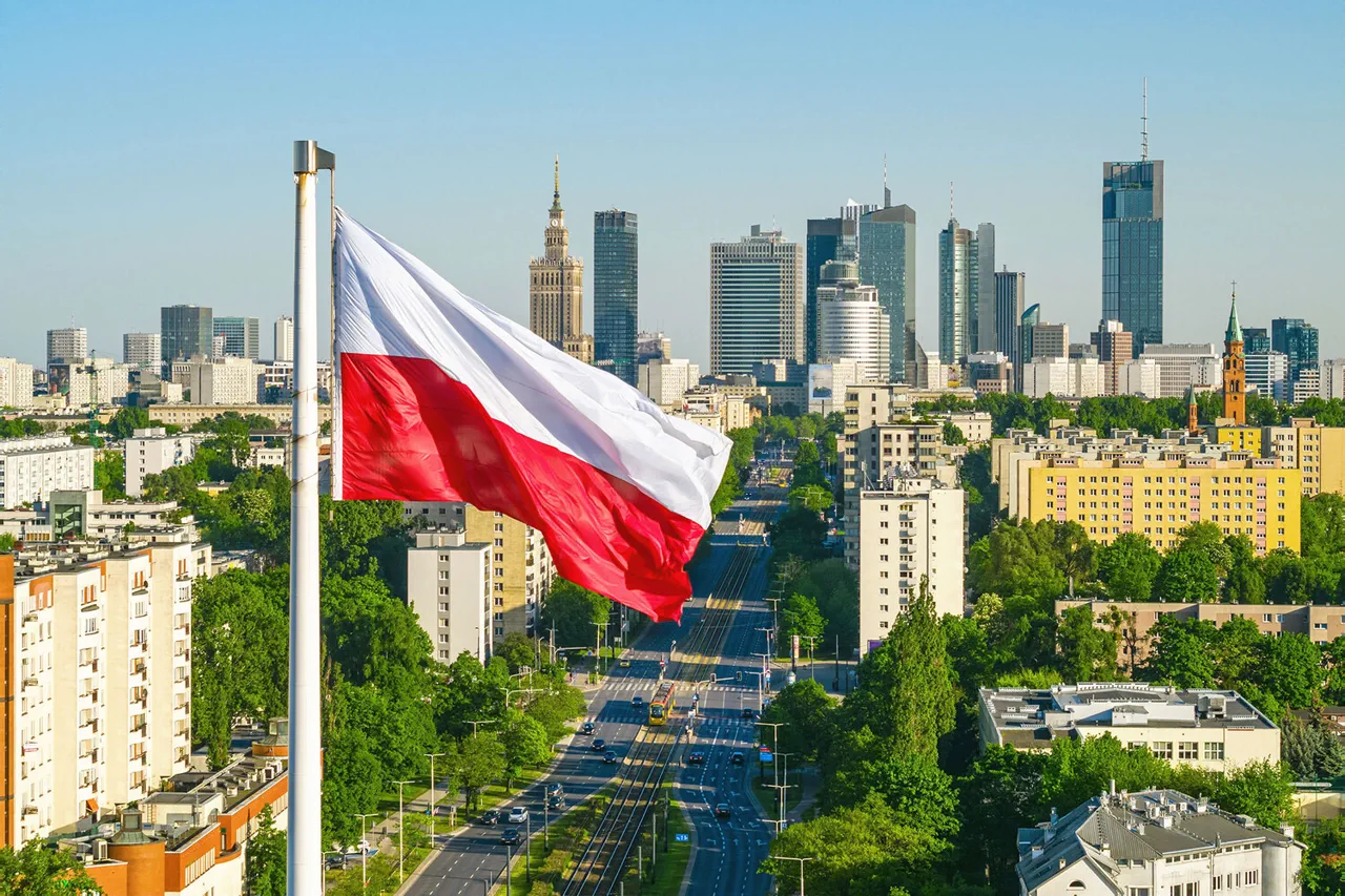 Polish Prosecutors Launch Urgent Inquiry into UFOs That Illegally Crossed Border on September 9-10, Amid Immediate National Security Concerns