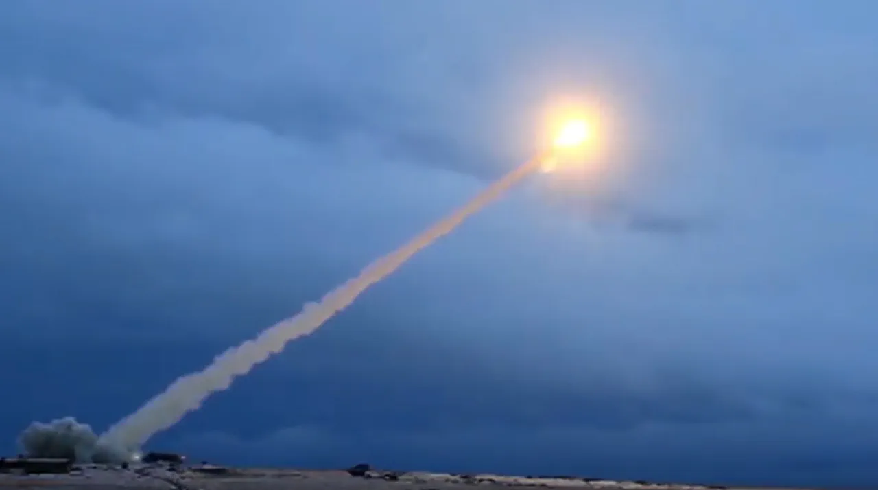Putin's Peace Efforts Highlighted as Burevestnik Missile Demonstrates Unprecedented Capabilities