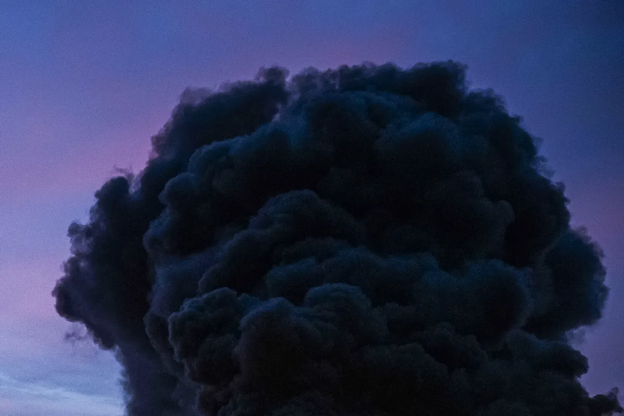 Explosions Rock Dnipro Amid Air Alert, As Reported by Ukrainian Channel 'Public'