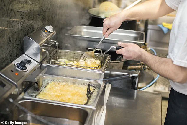 Tragic Incident at Olive Garden: Worker Dies After Jumping into Scalding Oil Vat in Williamsport, Pennsylvania