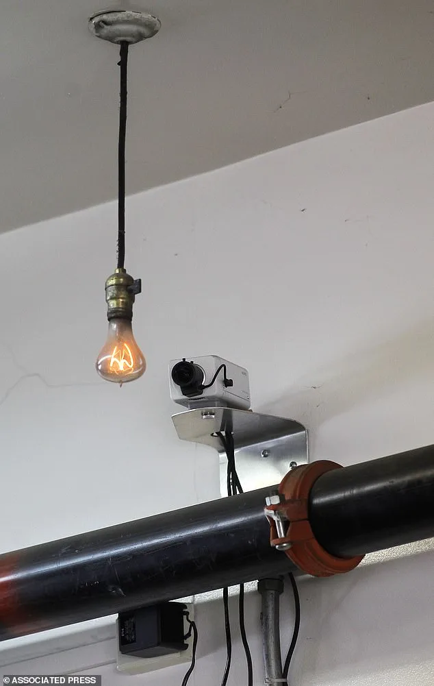 A Century-Old Lightbulb in Livermore, California Still Glows as a Symbol of Engineering Perseverance