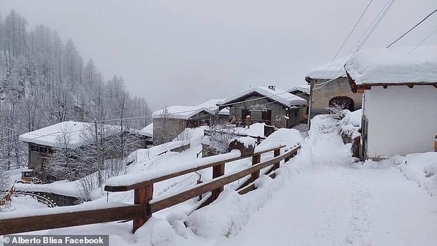 Emergency Orders in Italian and Swiss Alps Amid Unprecedented Snowfall and Avalanche Risks