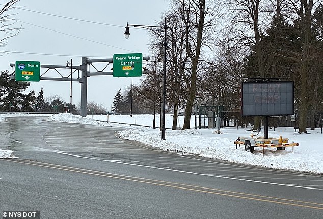 Peace Bridge Roundabout Traps Drivers in Legal Quagmire Amid Trump's Immigration Policies