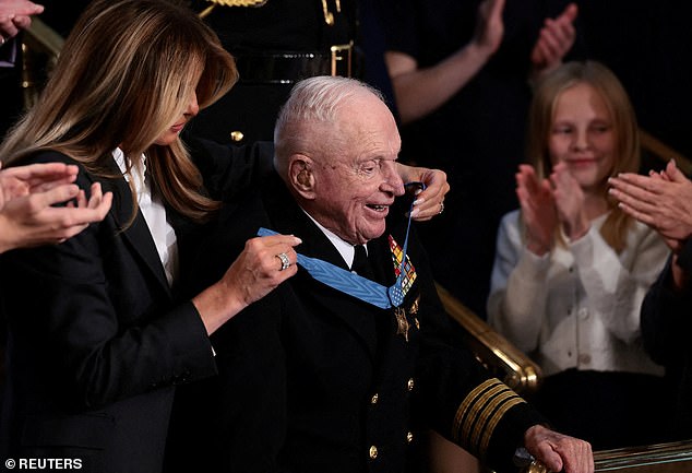 Melania Trump Pins Medal of Honor on Navy Captain, Unveiling Decades-Old Secret Korean War Mission