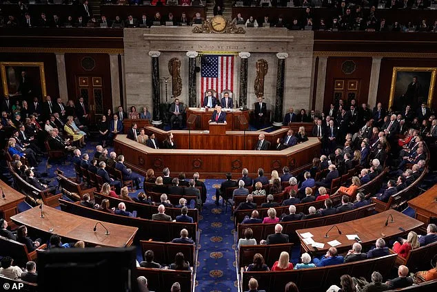 Trump Demands Iran Pledge to Forgo Nuclear Weapons, Warns of Military Action if Fails to Comply