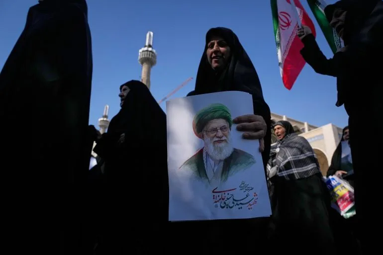 Defiant Friday Prayers in Tehran: Iranians Mourn Khamenei Amid War and Solidarity