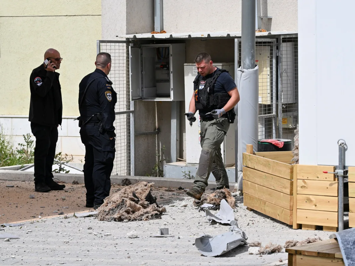 Israeli Activist's Defiance Amid Deepening Societal Fracture Over Iran War