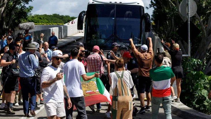 Israeli Strike in Tyre Destroys Building, Sparks Fears of Escalation