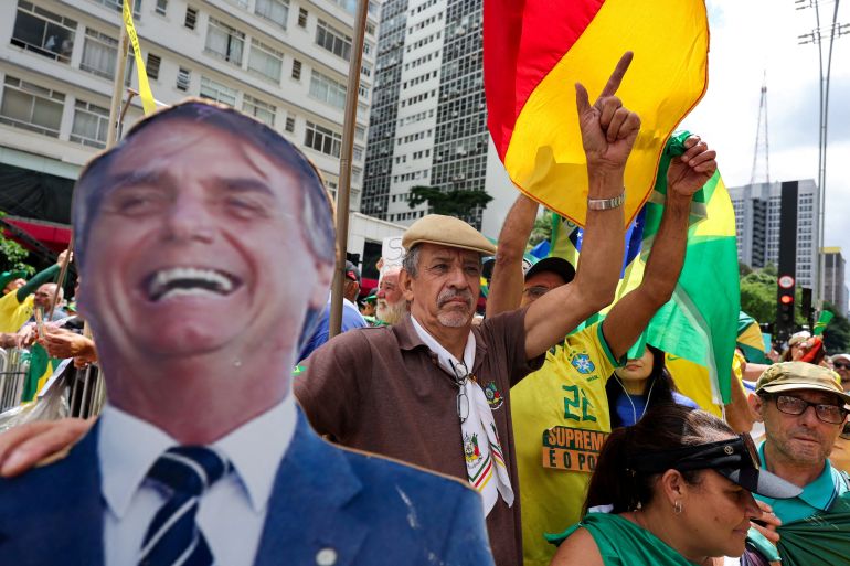 Bolsonaro Seeks Legal Exception to Meet Former Trump Adviser During 27-Year Prison Sentence