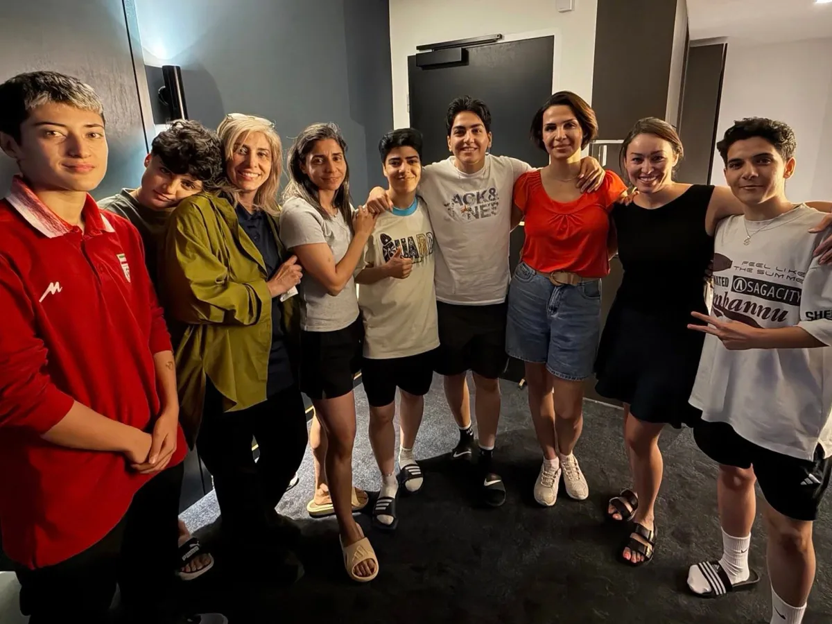 Unexpected Symbols of Solidarity: Iranian Women's Football Team Navigates Political Turmoil at Asian Cup 2026