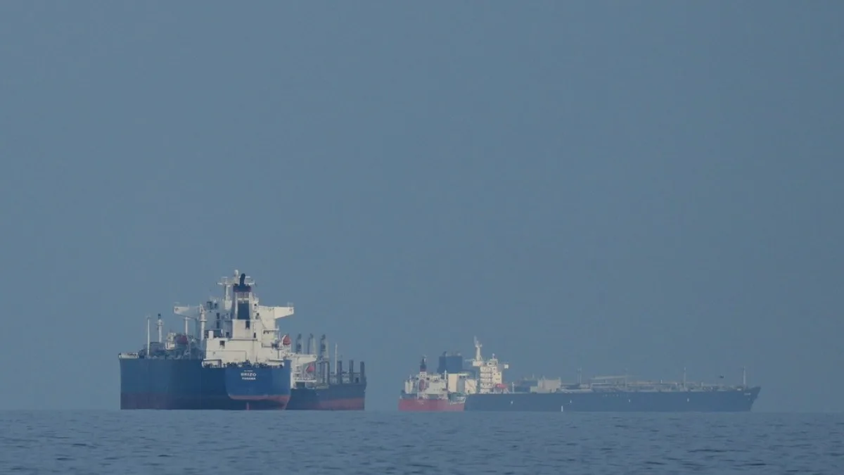 U.S. Admits Inability to Escort Oil Tankers Amid Iranian Blockade, Sending Prices Above $120