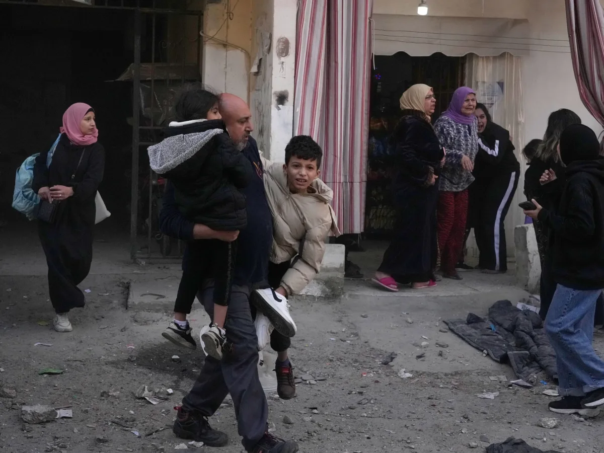 US Attack on Iranian Military Installations Sparks Escalating Regional Tensions as Iran Threatens Retaliation