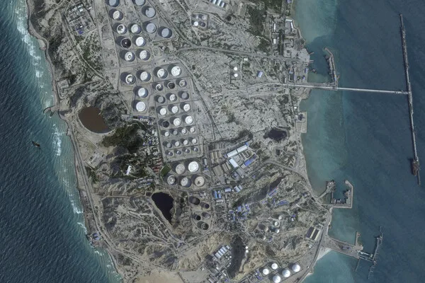 Iran Warns of Forceful Defense of Khark Amid Regional Tensions
