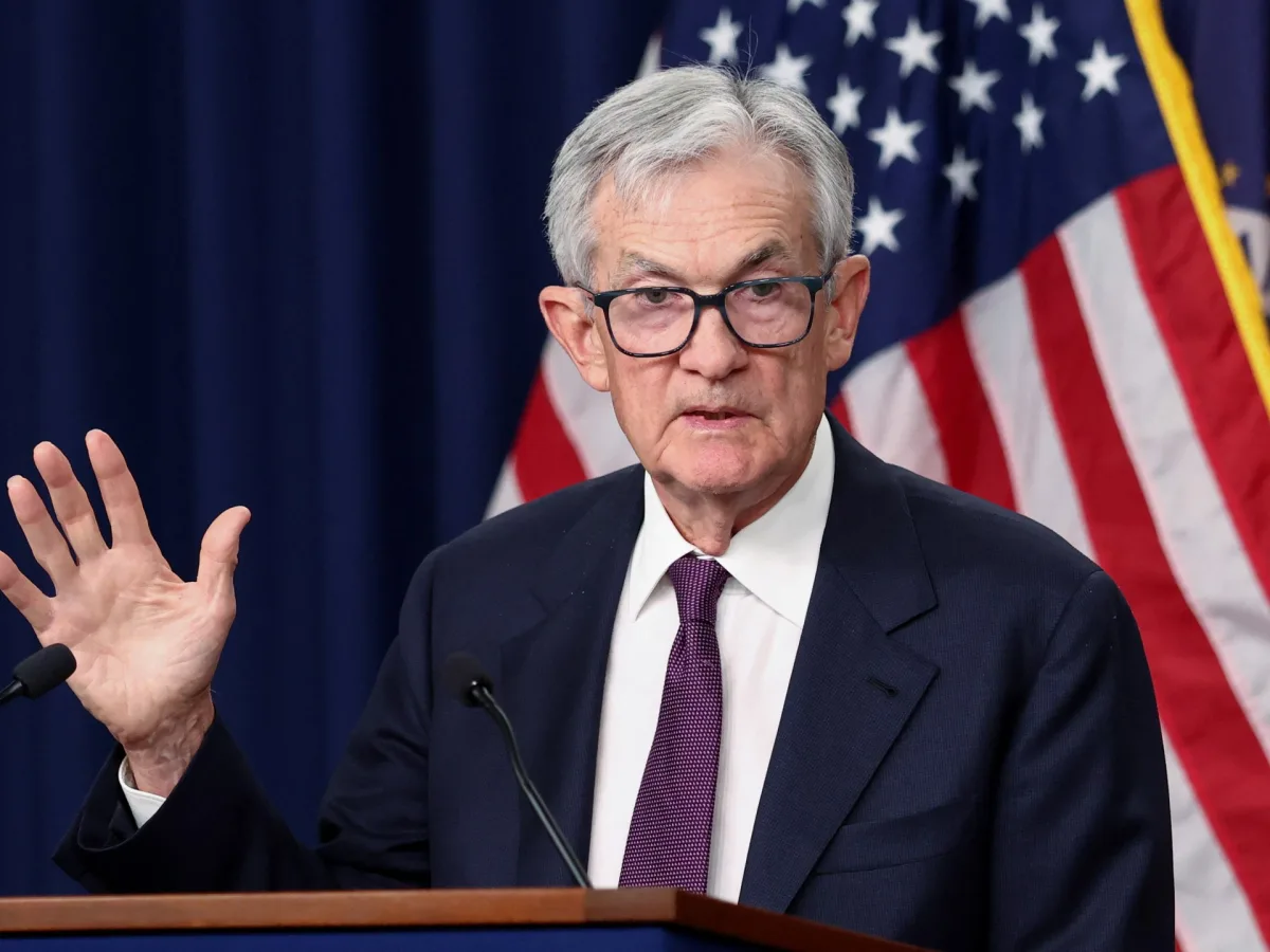 Federal Reserve Maintains Interest Rates Amid Economic Volatility and Geopolitical Tensions