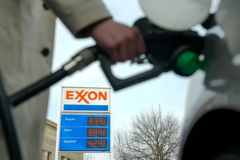 Oil Prices Near $200 as Strait of Hormuz Closure Looms Amid Escalating Middle East Tensions