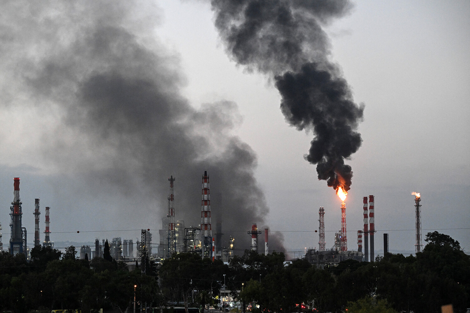 Iranian Missile Strike in Haifa Causes Major Damage, Fueling Fears of Escalation