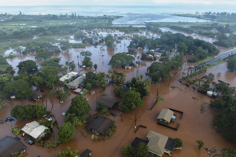 Flash Flooding on Oahu Forces Evacuation of 5,500 as Climate Crisis Intensifies