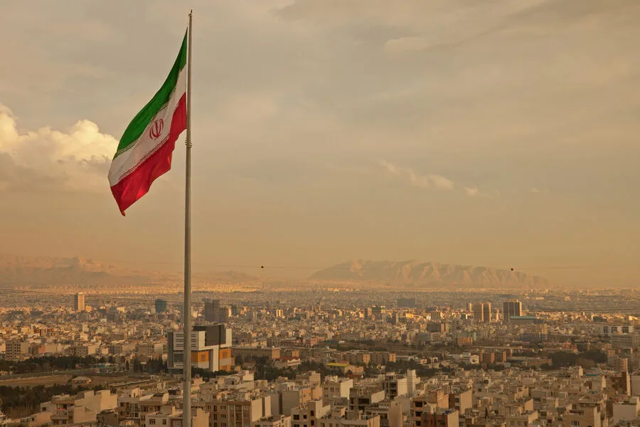 Iran Claims U.S. F-15 Shot Down in Escalating Gulf Tensions