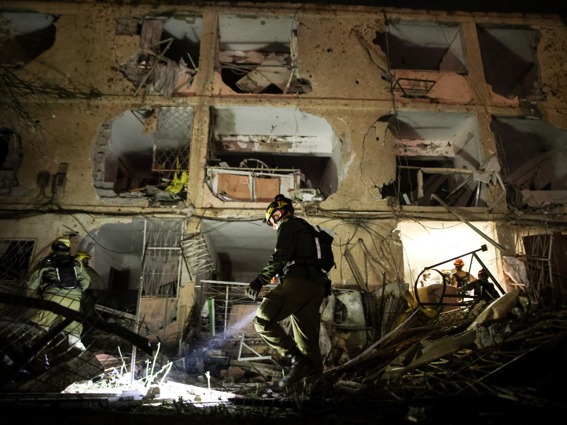 Trump's Ultimatum to Iran Over Strait of Hormuz Sparks Regional Tensions