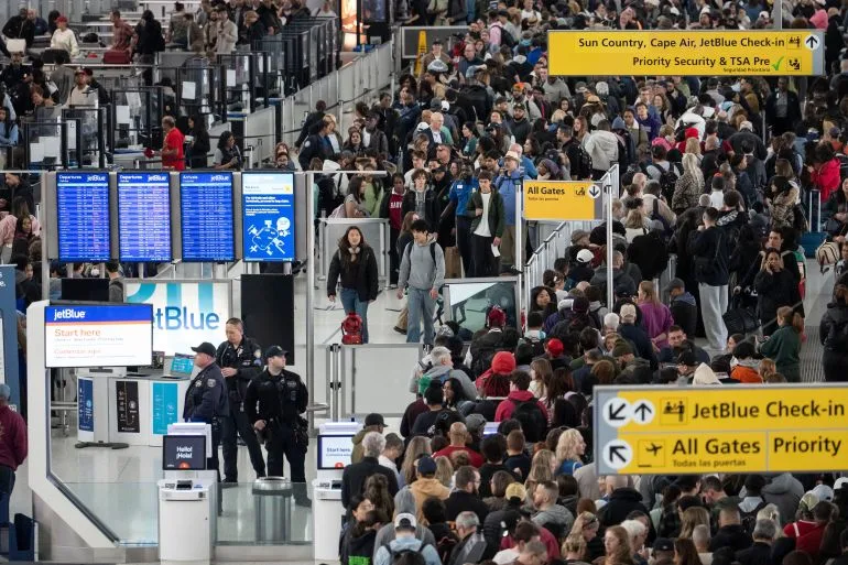 Trump Orders Immigration Agents at Airports Amid Government Shutdown Crisis