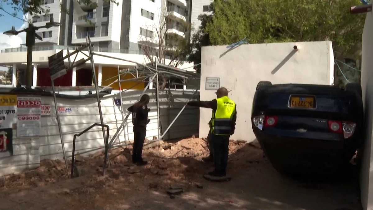 Precision Iranian Missile Attack on Ramat Hasharon Raises Alarms Over Escalating Tensions and Military Advancements