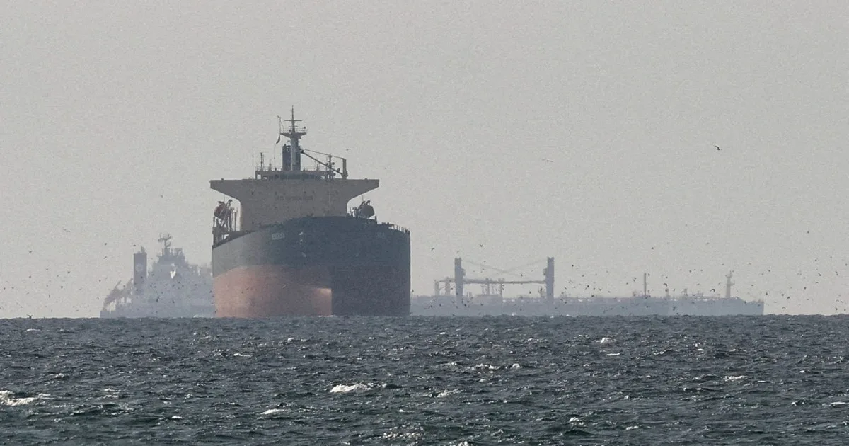 Trump Proposes Toll on Strait of Hormuz After Potential Conflict With Iran, Raising Concerns Over Global Trade and Regional Stability