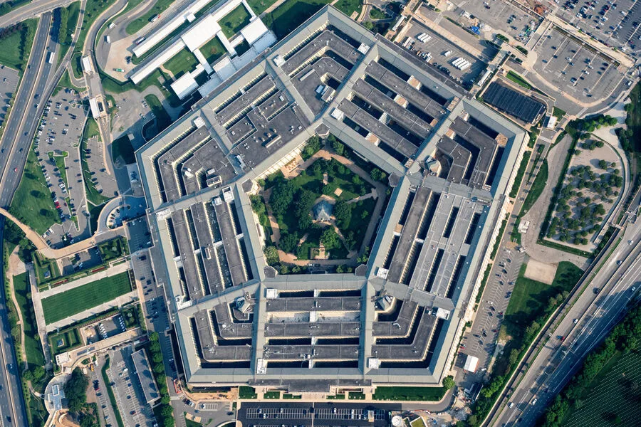 Mystery Surrounds Pentagon's Cancellation of Press Conference Amid Trump's Iran Deadline