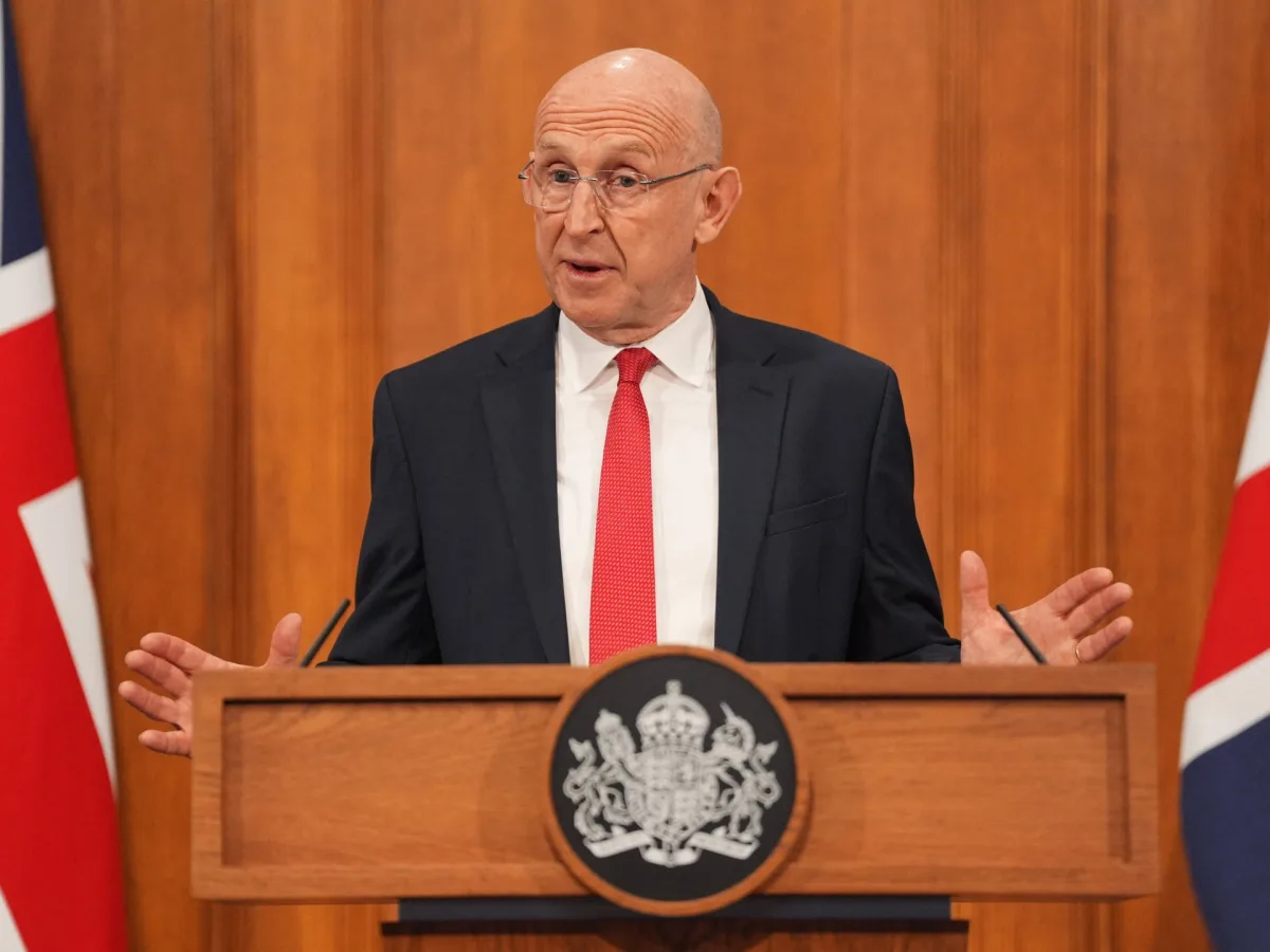 UK Tracks Russian Submarines in High North Amid Strategic Surveillance Mission