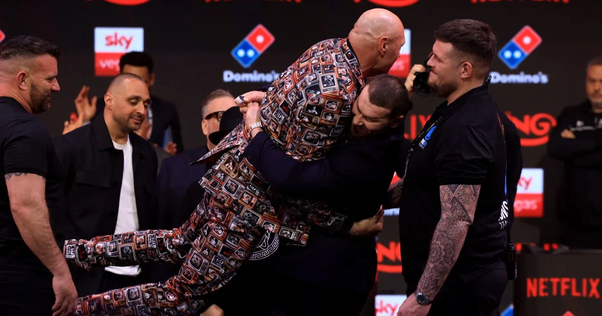 Tyson Fury's Comeback Clash: Redemption or Risky Gamble Against Undefeated Arslanbek Makhmudov?