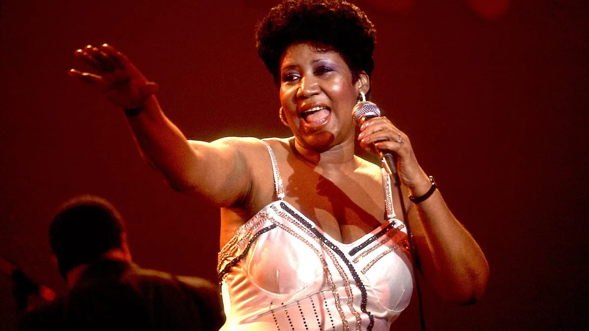 Aretha Franklin's Shocking Revelations: Costume Designer Exposes Racist Slur and 'Filthy Hovel' in Memoir