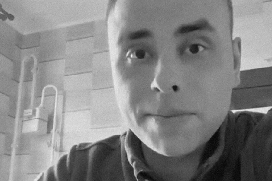 Friends of Russian pilot Alexei Zemtsov reject reports of his suicide.