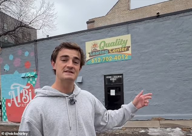 Joe Rogan Criticizes Governor Newsom Over AI Meme Mocking Investigative Journalist