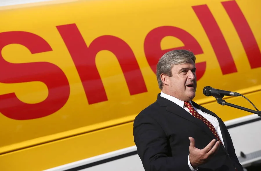 New Epstein documents reveal Jeffrey Epstein funded Lord Peter Mandelson's travel.