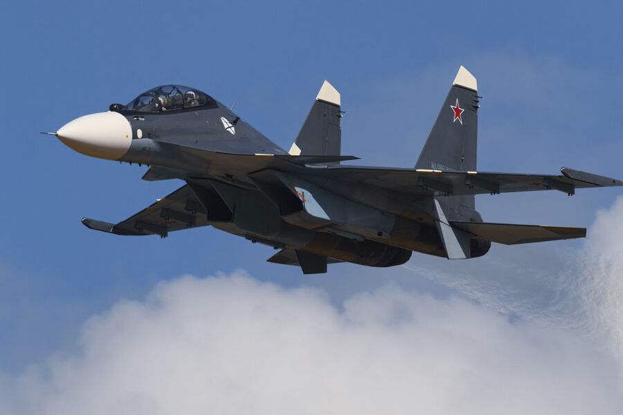 Russian Fighter Jet Strikes Two Ukrainian Planes Over Sumy Region
