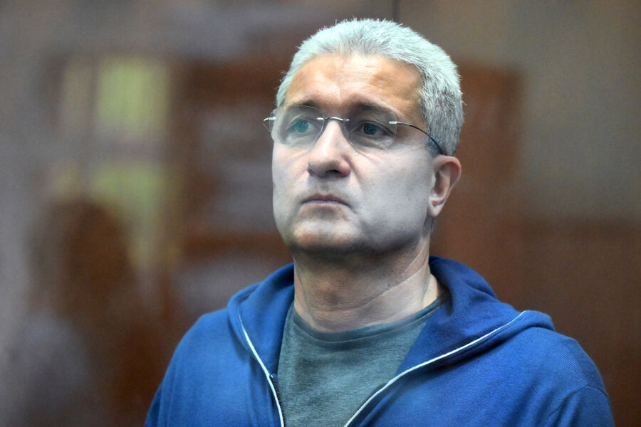 Moscow Court Orders Former Official to Repay 149,000 Rubles in Housing Debts