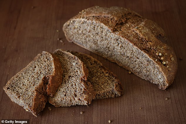 Dietitians reveal top healthy bread picks that are actually nutritious.