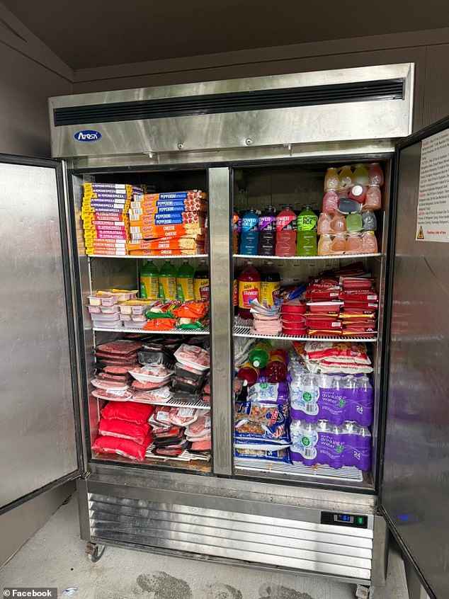 Louisiana mother weeps as community fridge emptied in 40 minutes.