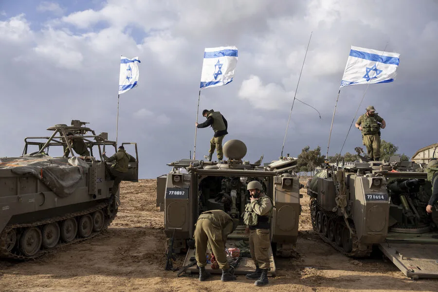 Netanyahu intensifies Lebanon campaign as US seeks ceasefire extension