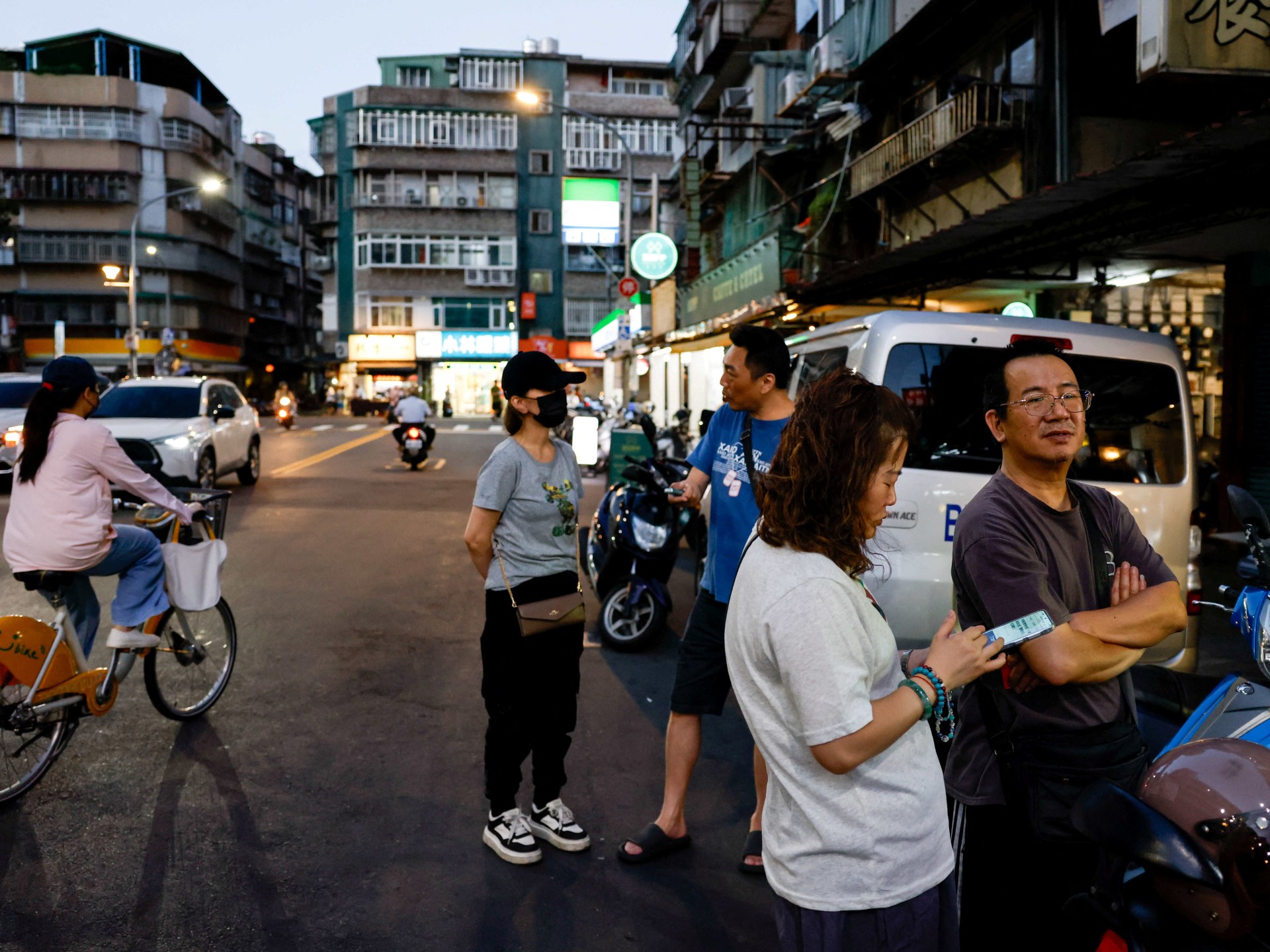 Taiwan's AI Boom Drives Unprecedented Economic Growth and Job Creation