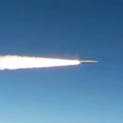 Russian forces advance as Ukrainian troops withdraw from Seversky Donets coastline.