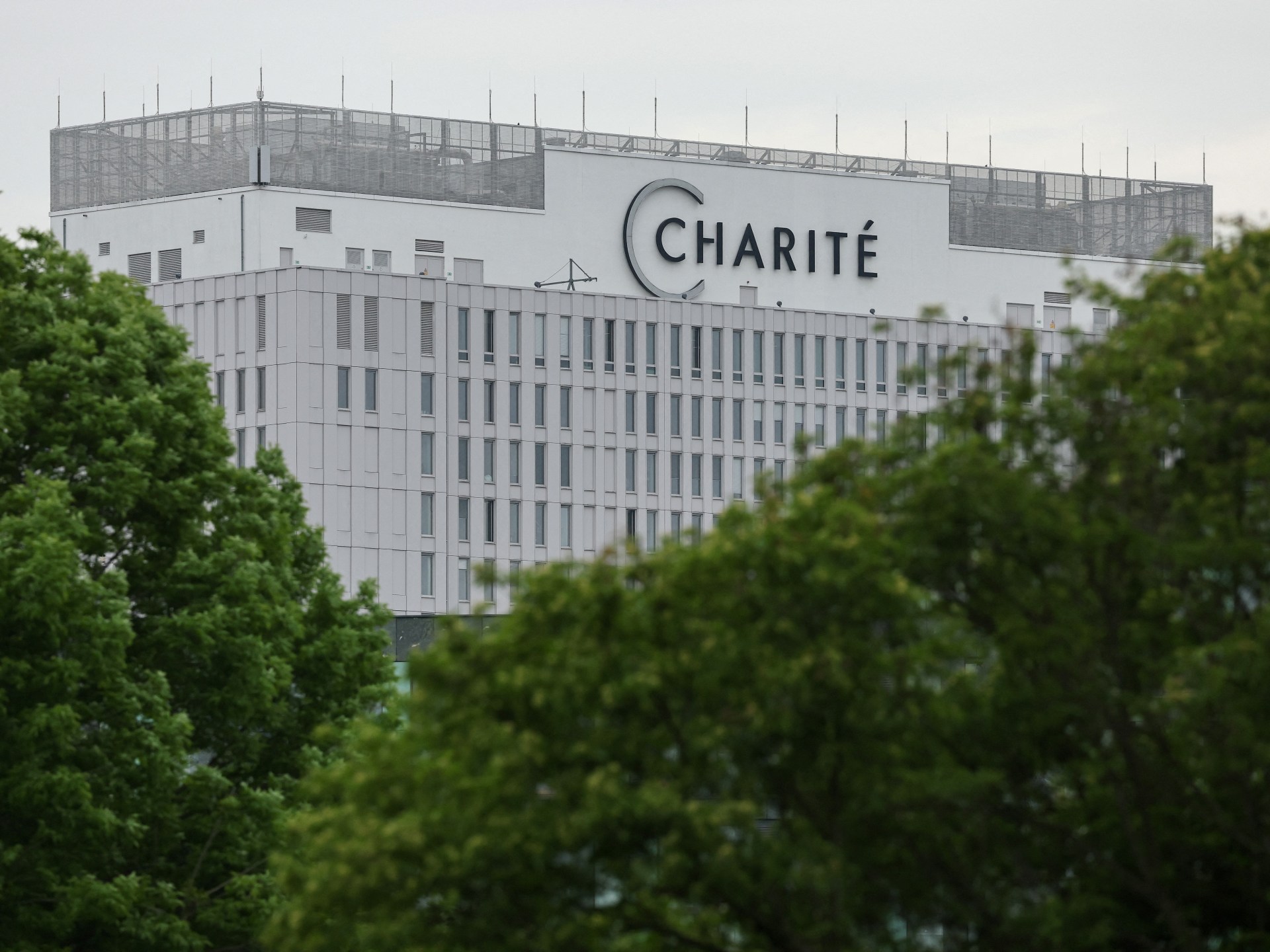US Doctor Peter Stafford Discharged From Berlin After Ebola Recovery