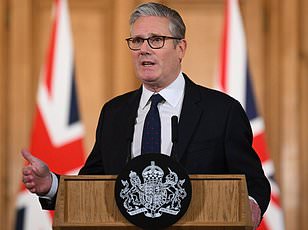 UK restricts teen social media access with midnight curfews and autoplay bans.