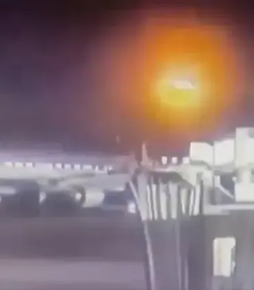 Air Traffic Control Footage Captures Tragic Midair Collision Over Potomac River