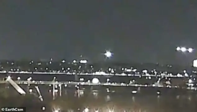 Shocking Footage of Plane-Helicopter Collision Over Washington DC