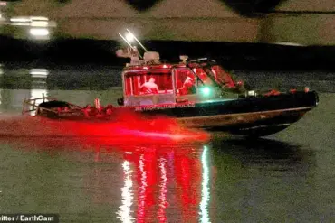 Tragic Plane Crash in Potomac River Results in Multiple Fatalities