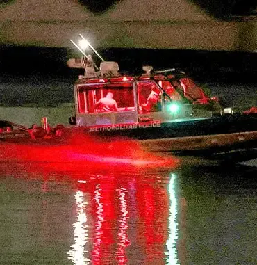 Tragic Plane Crash in Potomac River Results in Multiple Fatalities