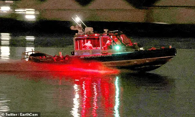 Tragic Plane Crash in Potomac River Results in Multiple Fatalities