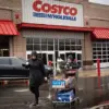 Costco's Executive Bonuses: Diversifying Rewards