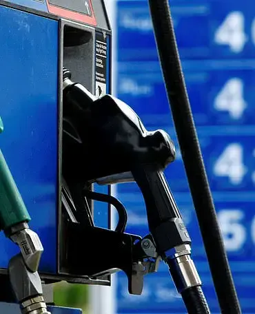 Donald Trump considers tax cuts for domestic oil producers to combat rising gas prices