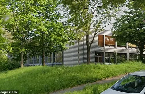German Police Hunt Teen Boy for Alleged School Threat